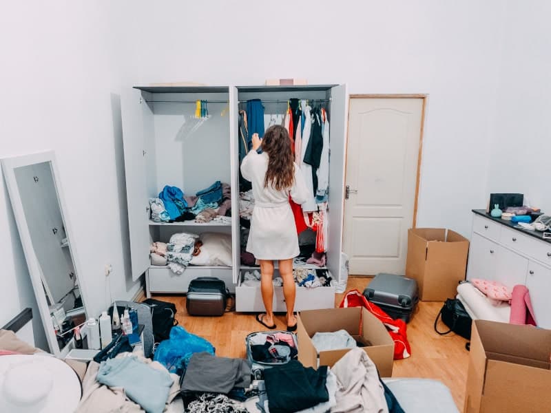 Decluttering before packing